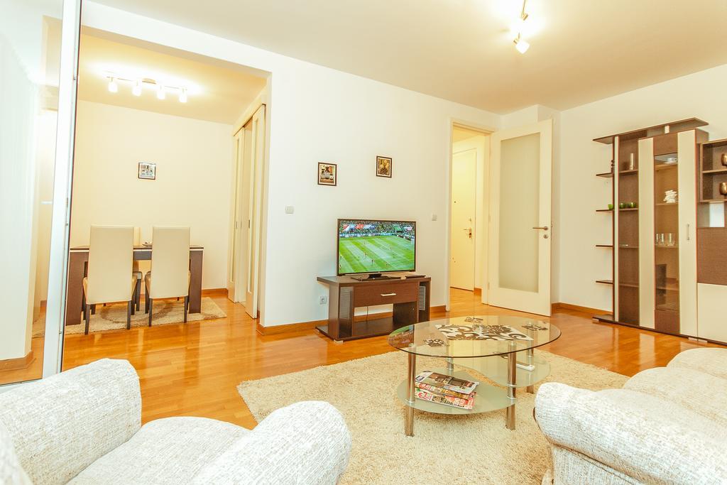 Apartments Belville Белград Стая снимка