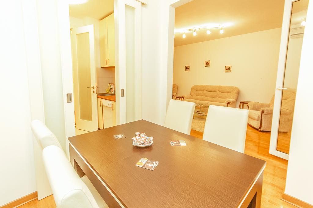 Apartments Belville Белград Стая снимка